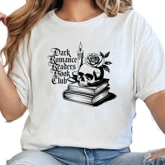 Dark Romance Readers Book Club Shirt – Spicy Bookish Skull Tee – Gothic Romance Reading Shirt – Book Lover Gift for Dark Romance Fans