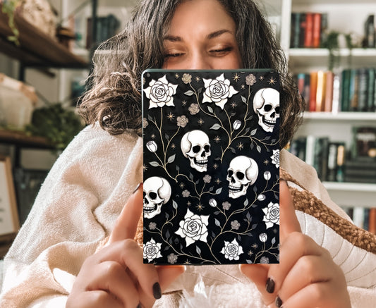 Skull and Roses Kindle Insert with Sparkly Overlay, Gothic Floral Bookish Clear Kindle Case Insert